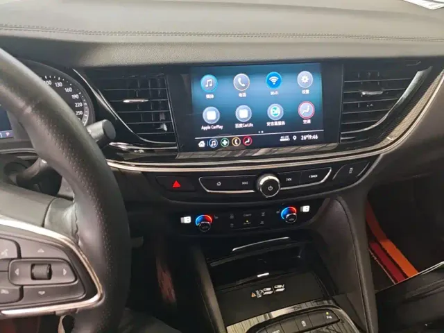 Buick Regal — Фото автомобиля 12