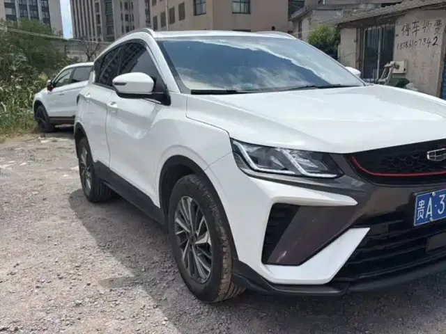 Geely Binyue — Фото автомобиля 3