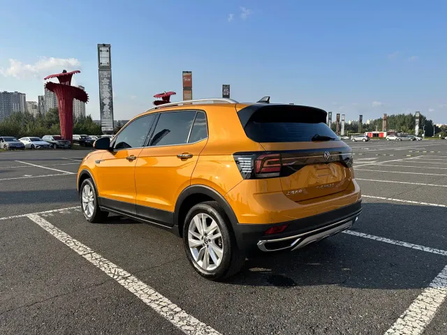 Volkswagen T-Cross — Фото автомобиля 8