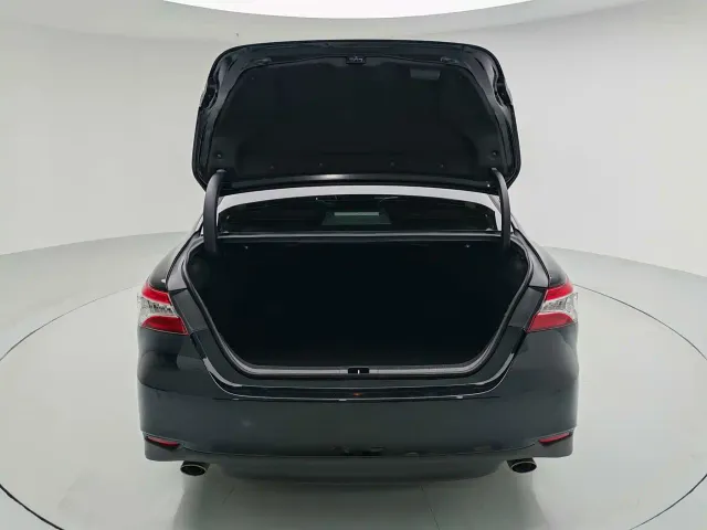 Toyota Camry — Фото автомобиля 13