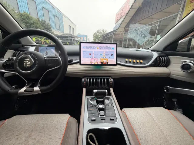 BYD Yuan PLUS — Фото автомобиля 8