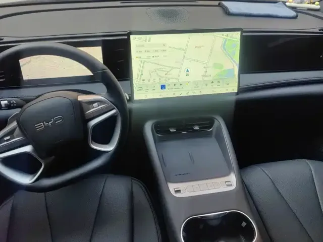 BYD Sealion 06 New Energy 2025 DM-i 170 Pilot Pro Edition — Фото автомобиля 12