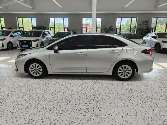 Toyota Corolla — Фото автомобиля 4