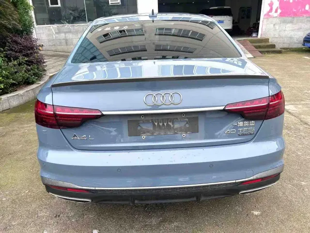 Audi A4L — Фото автомобиля 7
