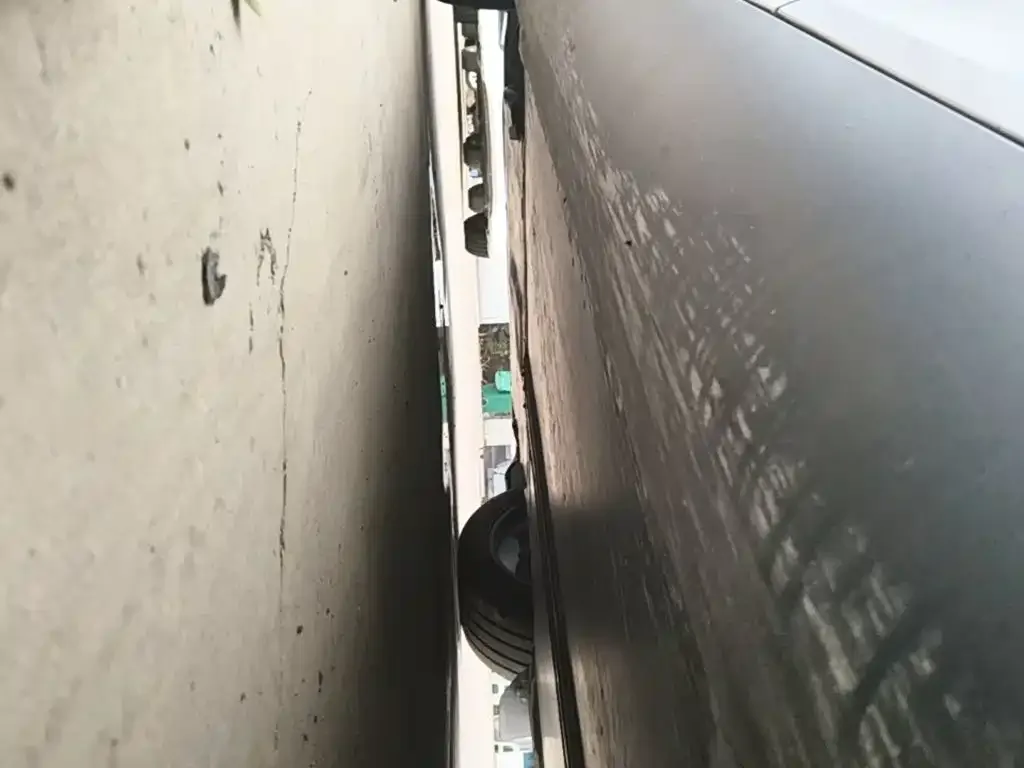Tesla Model Y 2024 Rear-Wheel Drive Version — Фото автомобиля 21