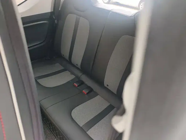 Wuling Hongguang Mini EV — Фото автомобиля 16