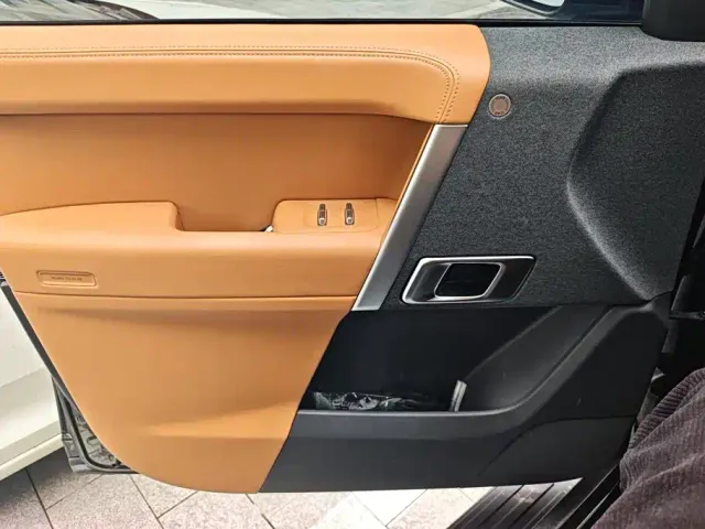 iCAR V27 — Фото автомобиля 7