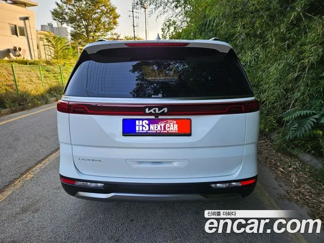 Kia Carnival 4th Gen — Фото автомобиля 4