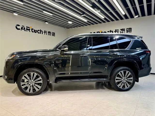 Lexus LX — Фото автомобиля 7