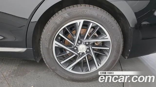 Hyundai Grandeur Новый Grandeur IG — Фото автомобиля 21