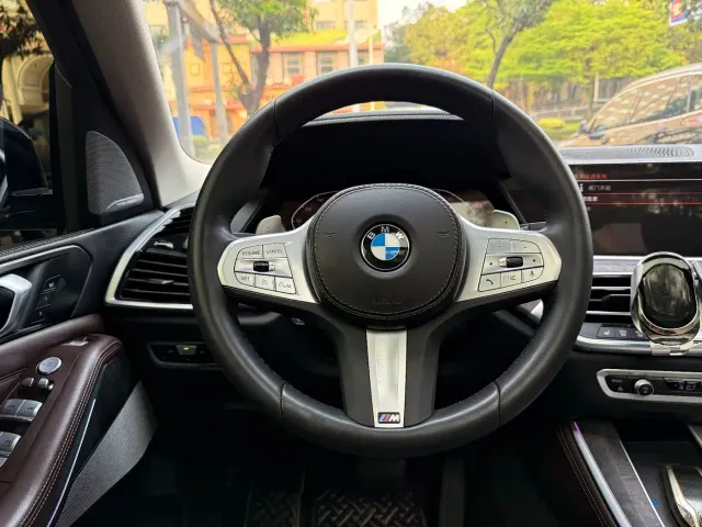 BMW X5 — Фото автомобиля 16