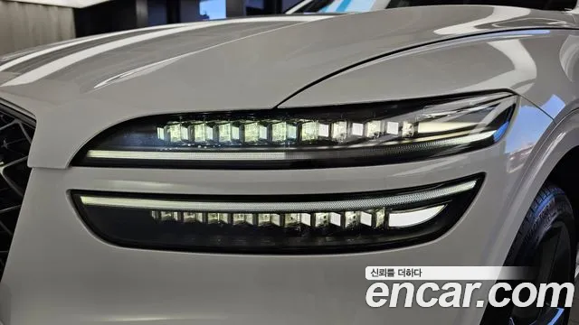 Genesis GV70 — Фото автомобиля 7