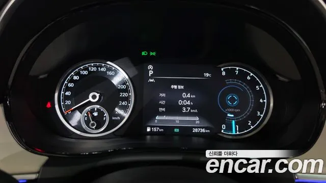 Genesis GV70 — Фото автомобиля 11