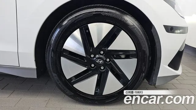 Hyundai Ioniq 6 — Фото автомобиля 6