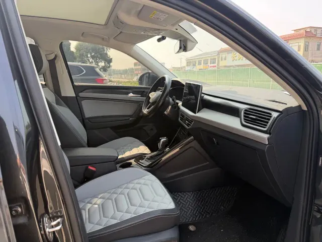 Volkswagen Tayron 2023 280TSI 2WD Luxury Plus Advanced Edition — Фото автомобиля 3