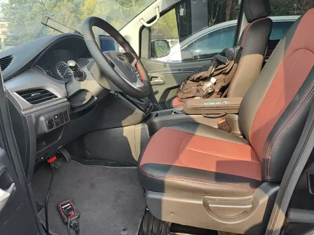 JAC Refine M3 — Фото автомобиля 14