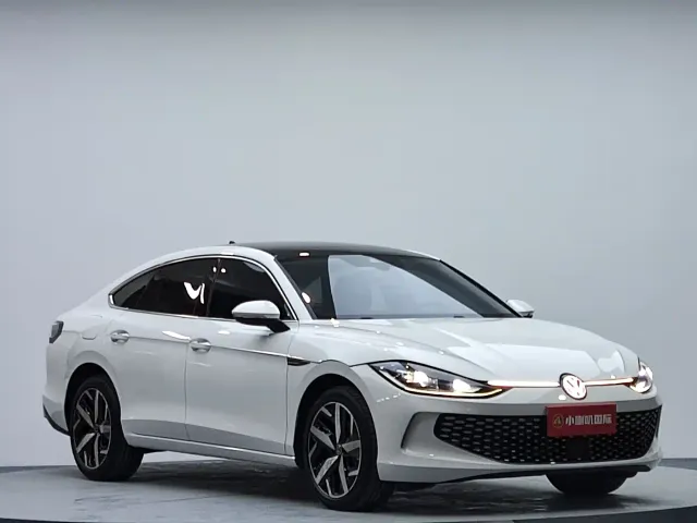 Volkswagen Lamando — Фото автомобиля 3