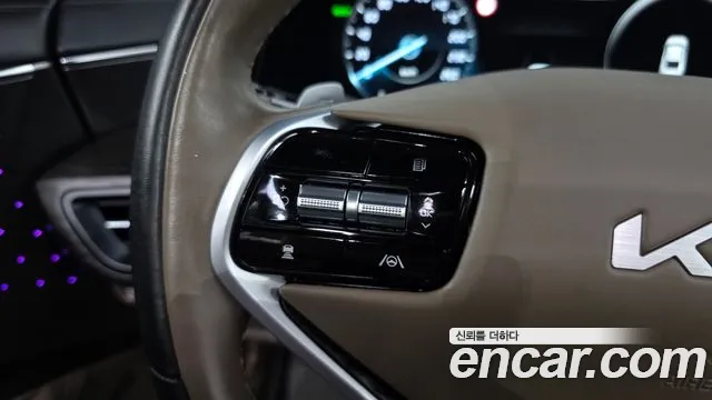 Kia K8 Hybrid — Фото автомобиля 18