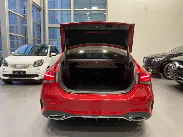 Mercedes-Benz A-Class — Фото автомобиля 17