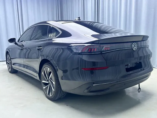 Volkswagen Lamando — Фото автомобиля 22