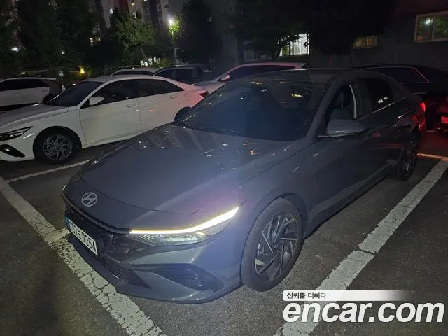 Hyundai Avante CN7 — Фото автомобиля 2