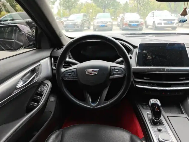 Cadillac CT5 — Фото автомобиля 10