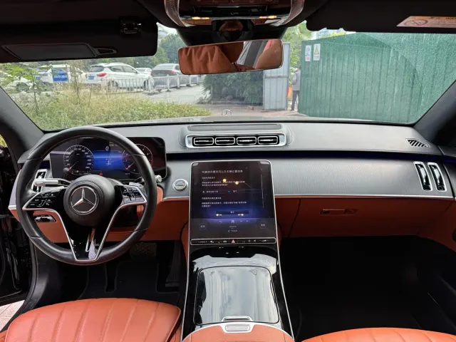 Mercedes-Benz S-Class — Фото автомобиля 4