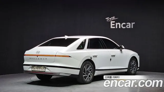 Hyundai Grandeur Grandeur (GN7) 3.5 LPG 2WD (Такси) — Фото автомобиля 2