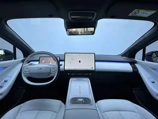 Xpeng P7+ — Фото автомобиля 15