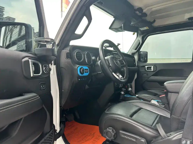 Jeep Wrangler 4xe — Фото автомобиля 5
