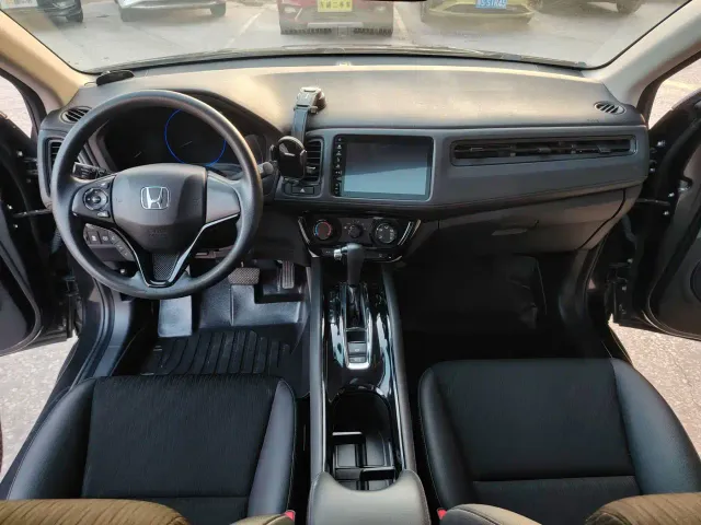 Honda Vezel — Фото автомобиля 14