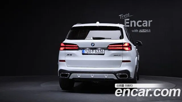 BMW X5 xDrive 40i M Sport — Фото автомобиля 3