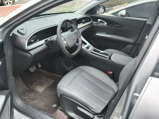 Geely Starry Wish — Фото автомобиля 9