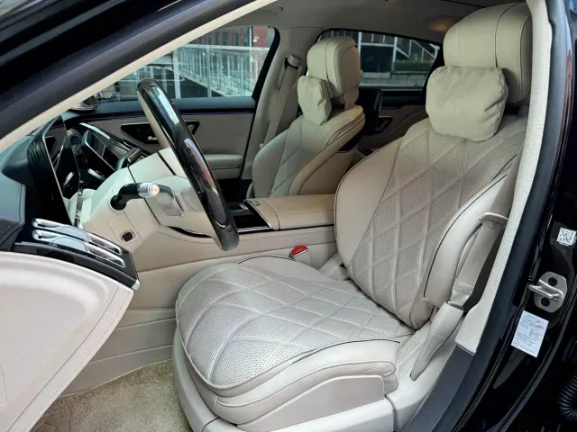 Mercedes-Benz Maybach S-Class — Фото автомобиля 11