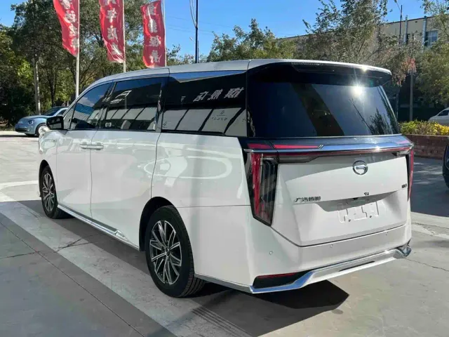 GAC Trumpchi M8 — Фото автомобиля 6