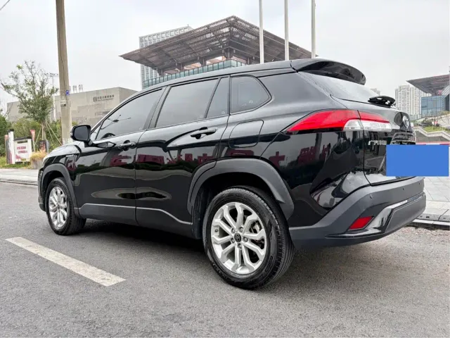 Toyota Frontlander — Фото автомобиля 4