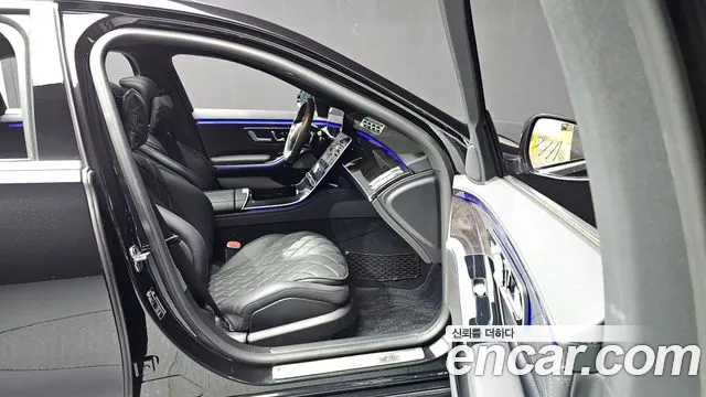 Mercedes-Benz S-Class — Фото автомобиля 11