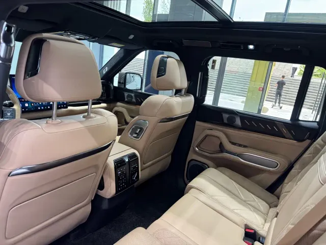 BYD FangChengBao Leopard 8 — Фото автомобиля 9