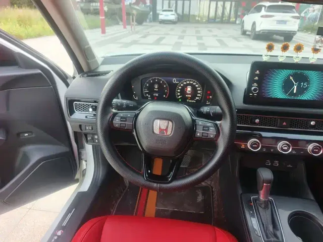 Honda Civic — Фото автомобиля 2