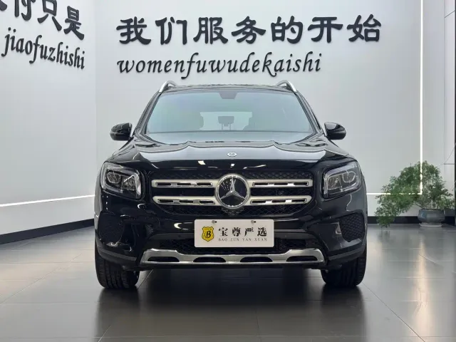 Фотография автомобиля — Mercedes-Benz GLB-Class