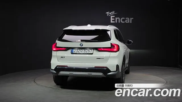 BMW X1 — Фото автомобиля 4