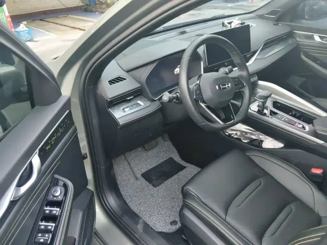 Geely Xingrui — Фото автомобиля 17