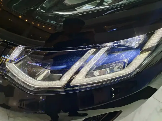 Land Rover Discovery Sport — Фото автомобиля 4