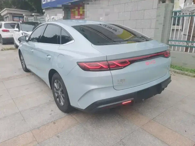 BYD Qin L — Фото автомобиля 4