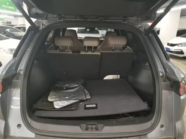 BYD Song Pro — Фото автомобиля 18