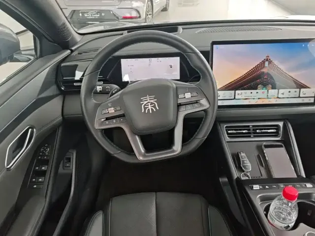 BYD Qin L 2025 EV 545KM Cloud Chariot Edition — Фото автомобиля 10