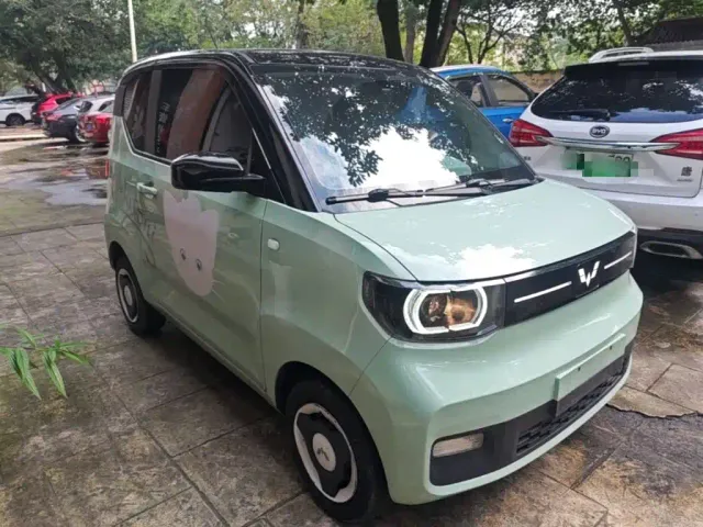 Wuling Hongguang Mini EV — Фото автомобиля 3