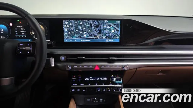 Hyundai Grandeur Grandeur (GN7) 2.5 Бензин 2WD — Фото автомобиля 12