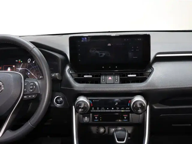 Toyota Wildlander — Фото автомобиля 14