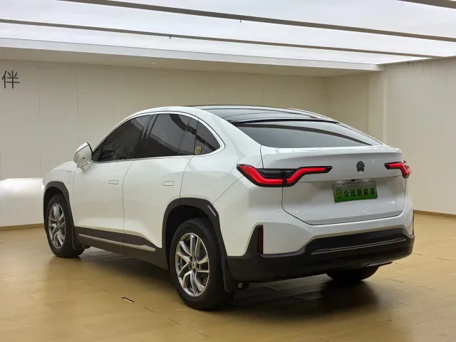 Nio EC6 — Фото автомобиля 8